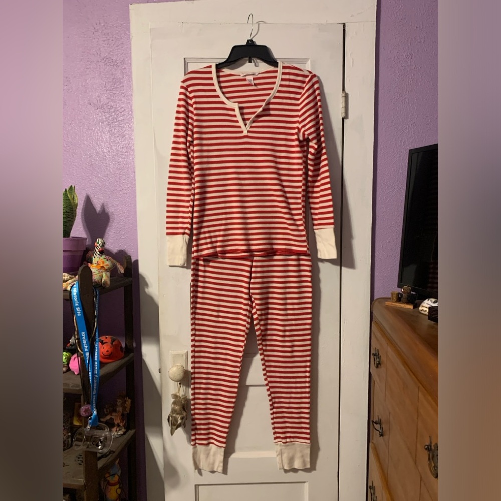 Victoria's Secret Women's Long Sleeve Pajama Set